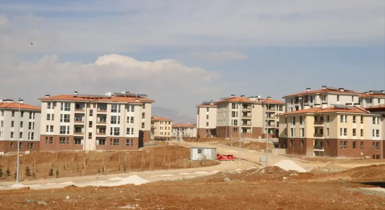 Malatya'da 26 bin 325 konut ve ticarethane hak sahiplerine teslim edildi