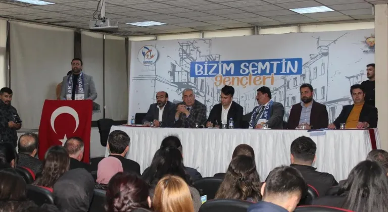 AK Parti Hakkari Belediye Başkan adayı Ölmez, gençlerle buluştu