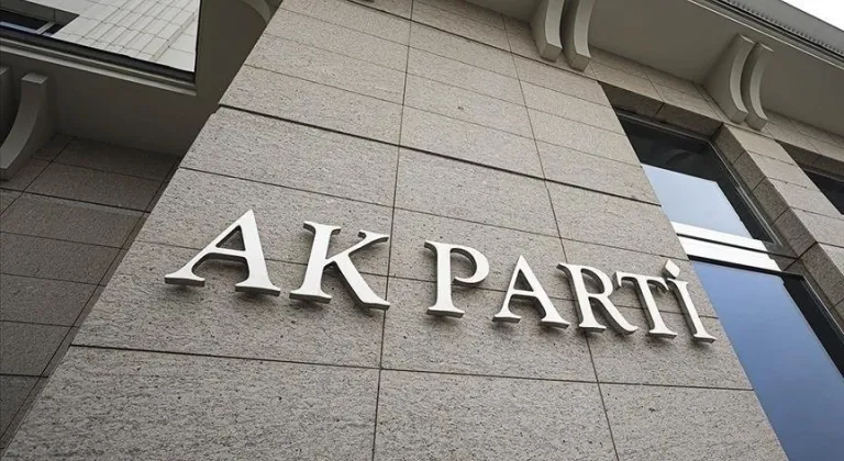 AK Parti heyeti Bulanık'ta STK temsilcileriyle buluştu