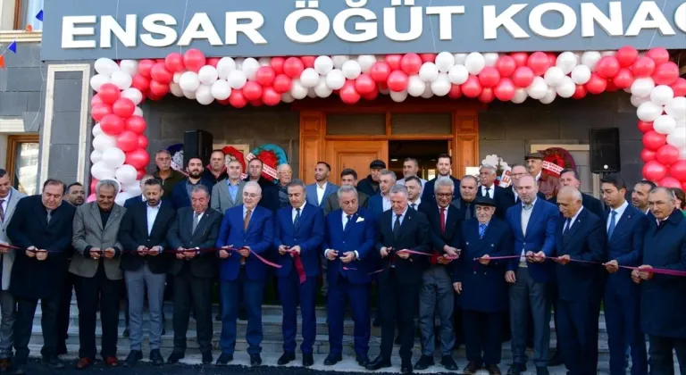 Ardahan Valisi Hayrettin Çiçek, konak açılışını yaptı