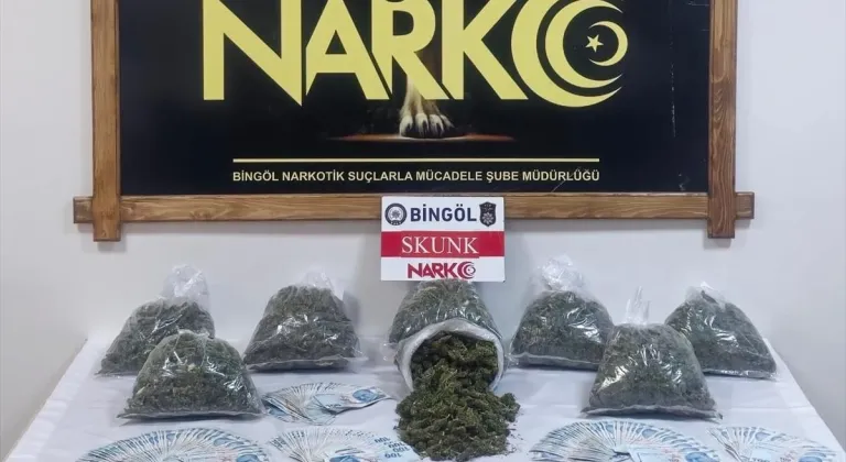 Bingöl'de 6 kilo 200 gram skunk ele geçirildi, 3 şüpheli tutuklandı