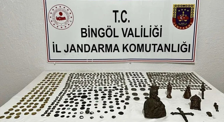 Bingöl'de 717 sikke ele geçirildi