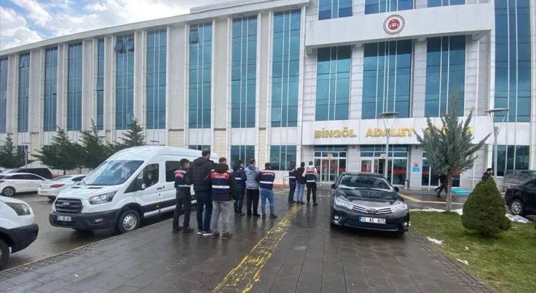 Bingöl'de hırsızlık ve uyuşturucu suçundan aranan 3 hükümlü yakalandı