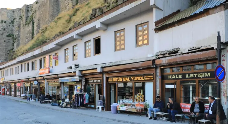 Bitlis'in tarihi dokusu yeniden canlandırılıyor