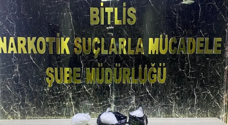 Bitlis'te 3 kilo 100 gram sentetik uyuşturucu ele geçirildi