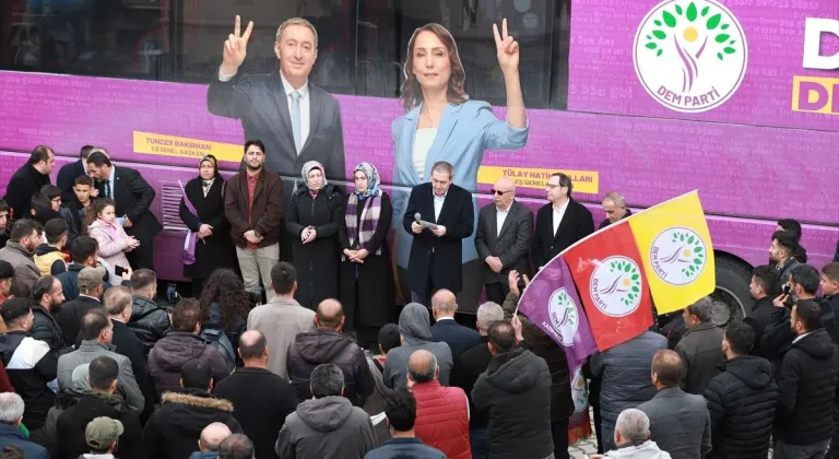 DEM Parti Eş Genel Başkanı Bakırhan, Bitlis'te seçim çalışmalarını sürdürdü