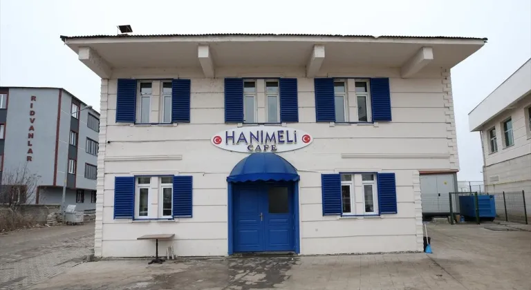 Devlet desteğiyle açılan "Hanımeli Kafe" Muşlu kadınların gelir kapısı oldu