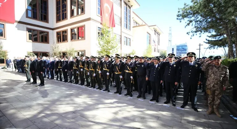 Doğu ve Güneydoğu'da Cumhuriyet'in 101. yıl dönümü kutlanıyor