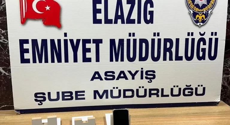 Elazığ'da gasp ve yağma iddiasıyla 4 zanlı tutuklandı