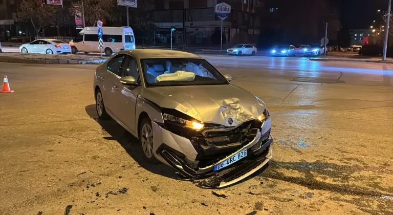 Elazığ'da trafik kazasında 6 kişi yaralandı