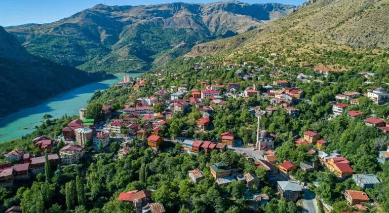 Erzincan Valisi Aydoğdu, kentin doğal güzelliklerini ve yöresel lezzetlerini tanıtmaya devam ediyor