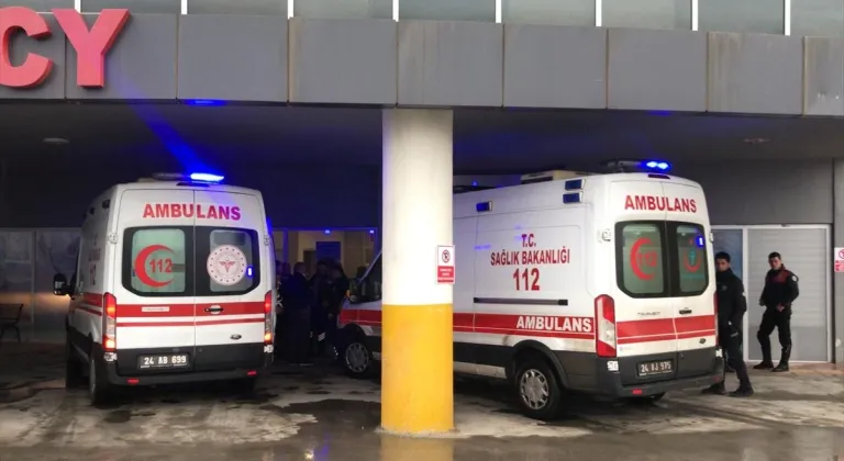 Erzincan'da oynadıkları tabanca ateş alan 2 çocuktan biri öldü, diğeri yaralandı