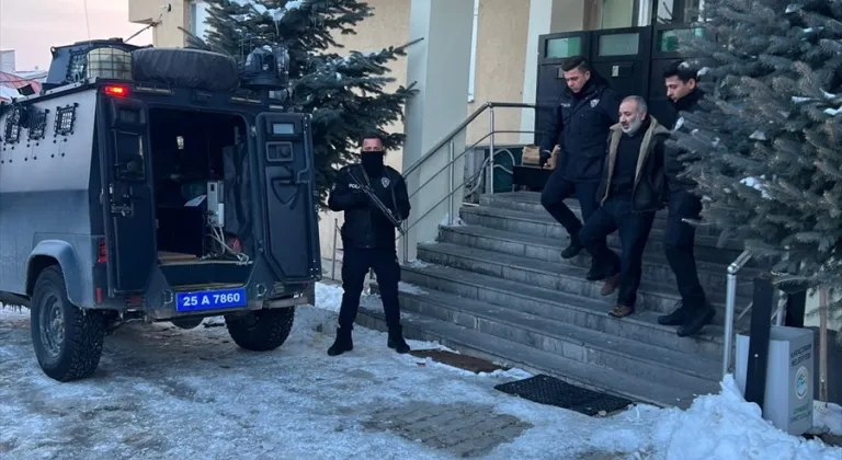 Erzurum'da 11 yıl önce eşini öldüren ve kırmızı bültenle aranan firari zanlı yakalandı