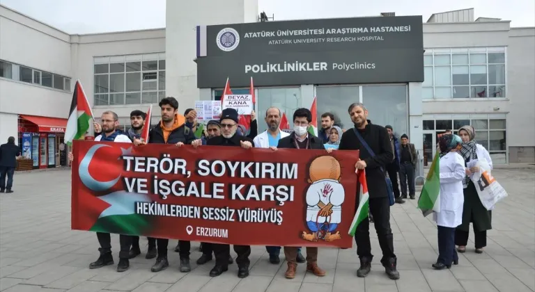 Erzurum’da hekimler ve sağlık çalışanları Gazze için sessiz yürüyüş yaptı