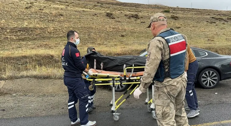 Erzurum'da otomobilde başından silahla vurulmuş erkek cesedi bulundu