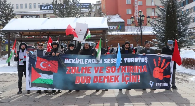 Erzurum'da sağlık çalışanları soğuk havaya rağmen Gazze için yürüdü