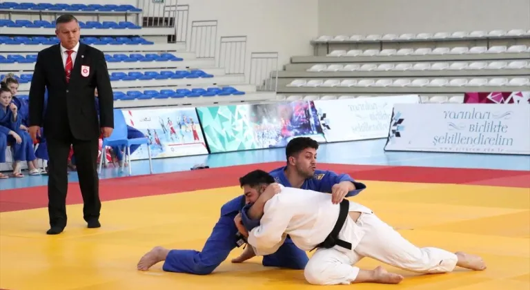 Erzurum'da yapılan Türkiye Üniversiteler Arası Judo Şampiyonası tamamlandı