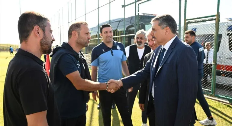 Erzurum'daki yüksek irtifa kamp merkezi sezona hazırlanan 15 futbol takımını ağırladı