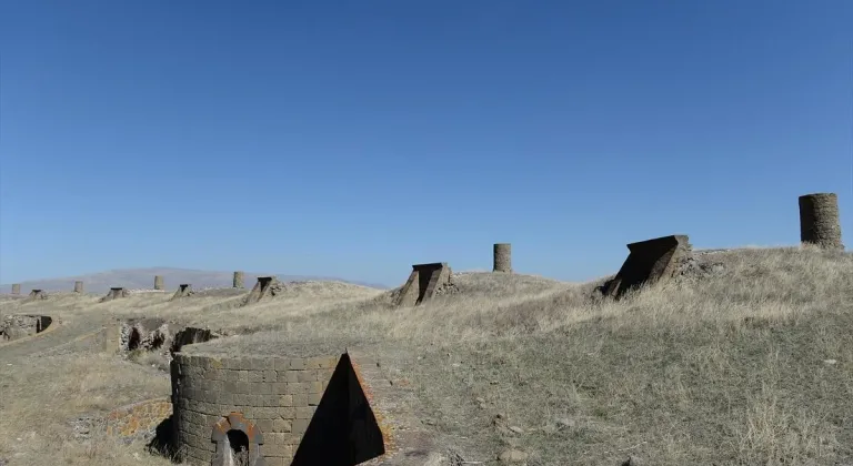 Erzurum'un tarihi Uzunahmet Tabyası bir asrı aşkındır ayakta duruyor