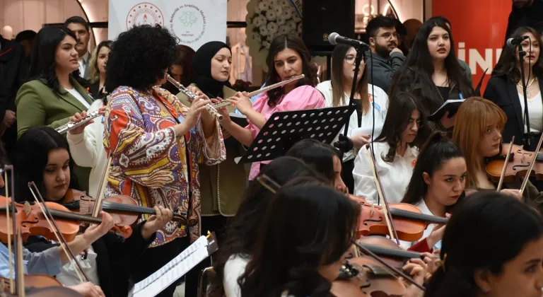 Gaziantep, Malatya ve Adıyaman'da 8 Mart Dünya Kadınlar Günü kutlandı