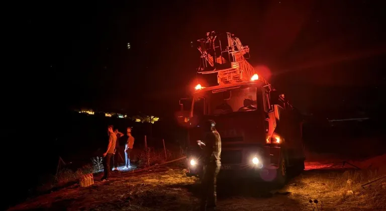 Tunceli'de ormanlık alanda çıkan yangın söndürüldü