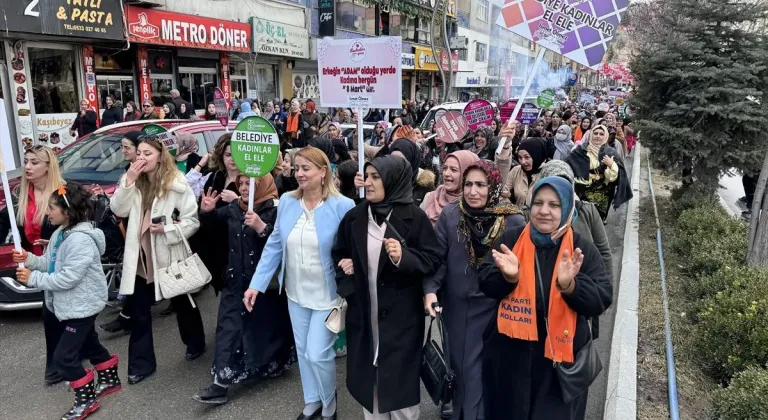 Hakkari'de Dünya Kadınlar Günü etkinliği düzenlendi