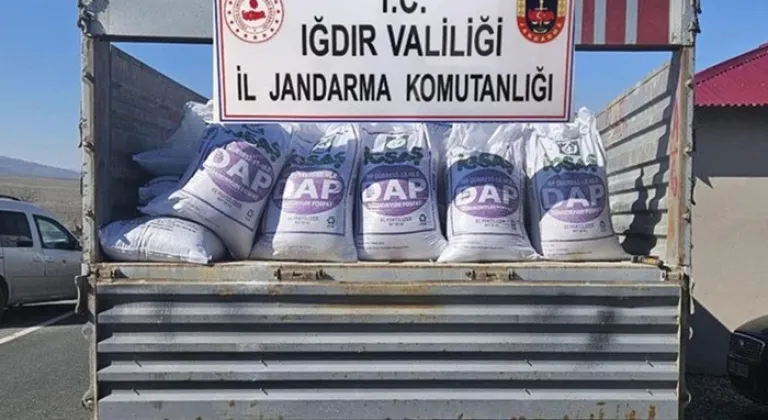 Iğdır'da 76 ton sahte gübre ele geçirildi