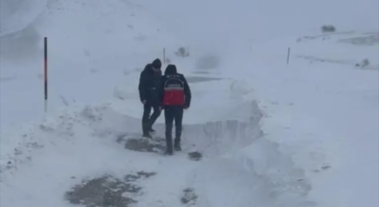 Van'da 3 ilçede kar nedeniyle eğitime ara verildi