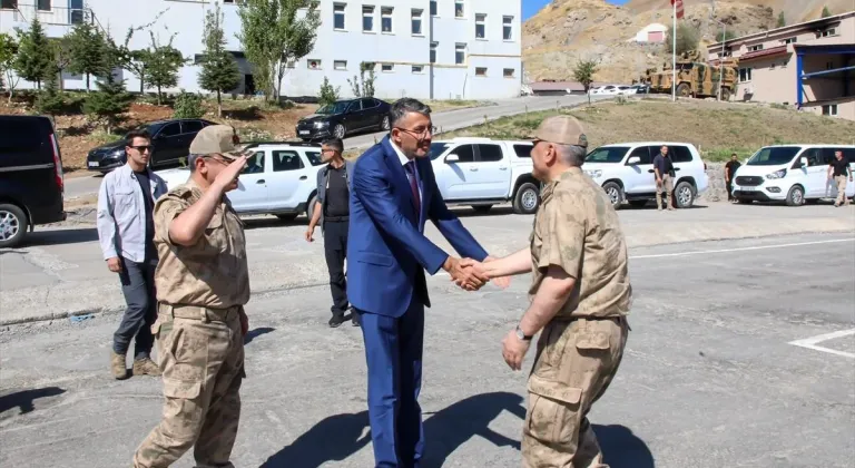 Jandarma Genel Komutanı Orgeneral Çardakcı, Hakkari ve Van'da ziyaretlerde bulundu