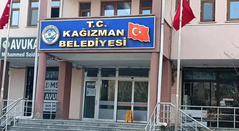 Kağızman Belediye Başkan Vekili olan Kaymakam Daştan görevine başladı