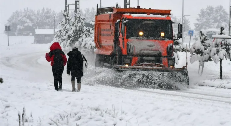 Kars’ın Sarıkamış ilçesi karla kaplandı