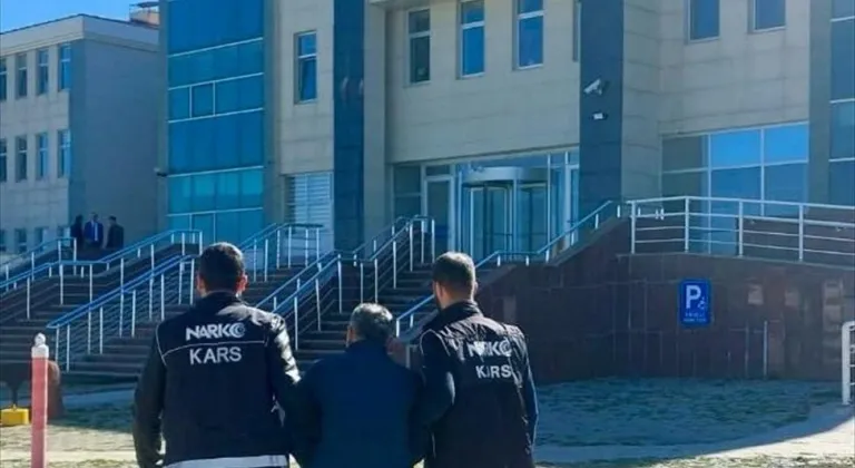 Kars'ta 17 yıl hapis cezası bulunan firari hükümlü yakalandı