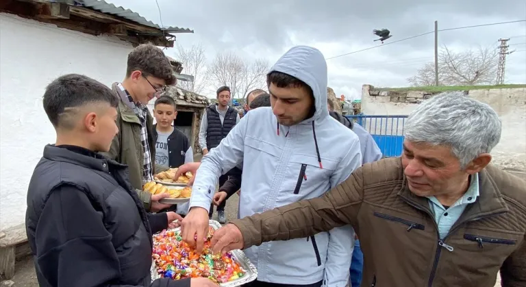 Kars'ta asırlık bayram geleneği sürdürülüyor