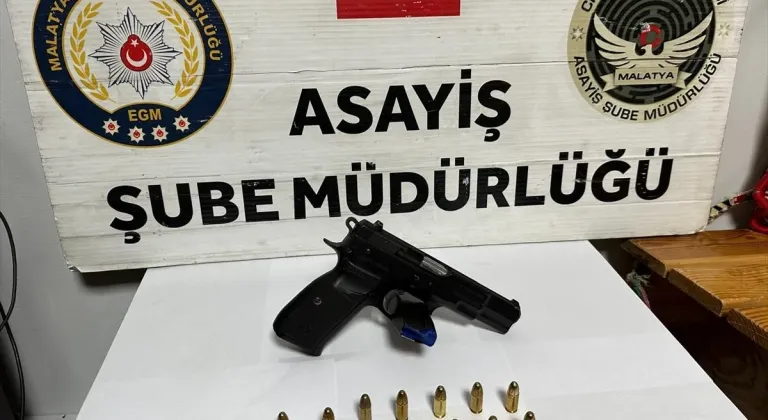 Malatya'da aranan cinayet şüphelisi polise teslim oldu