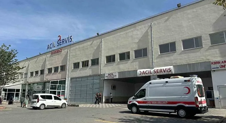 Malatya'da hafif ticari araçla motosikletin çarpışması sonucu 1 kişi öldü