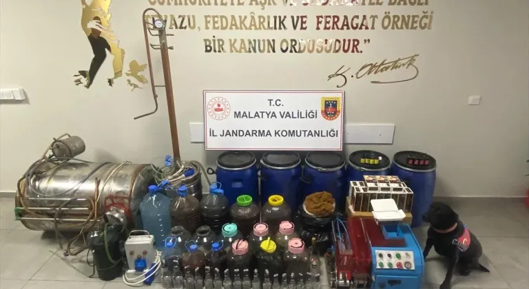 Malatya'da kaçak içki operasyonunda 3 şüpheli yakalandı