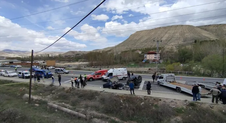 Malatya'da trafik kazasında 3 kişi öldü, 5 kişi yaralandı