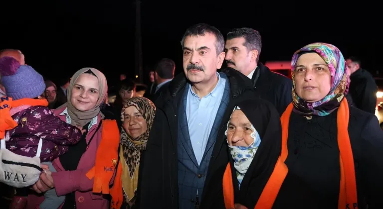 Milli Eğitim Bakanı Tekin, Erzurum'da ziyaretlerde bulundu