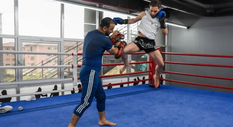 Milli kick boksçu Oğraş'ın yeni hedefi Dünya şampiyonluğu