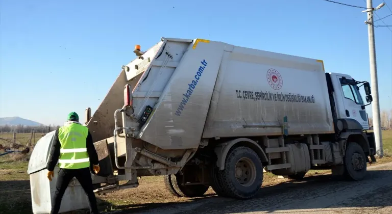 Muş Özel İdaresi, 77 köy ve mezrada çöp toplama hizmeti yürütüyor