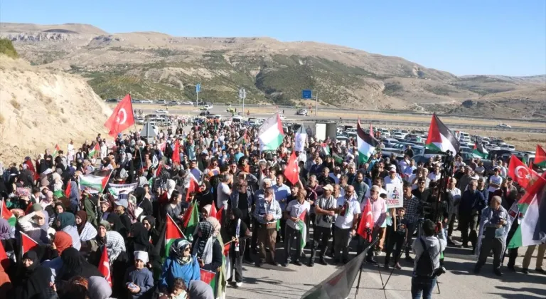 Şanlıurfa ve çevre illerde İsrail'in Filistin'e yönelik saldırıları protesto edildi