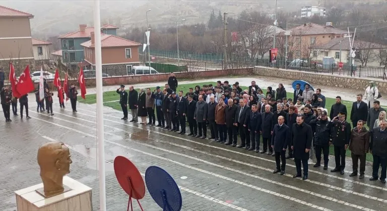 Sivrice'de, 18 Mart Çanakkale Deniz Zaferi'nin 109. yıl dönümü dolayısıyla tören yapıldı