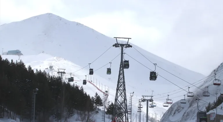 Turizmciler, Erzurum'a uçak seferlerinin artırılmasını istiyor