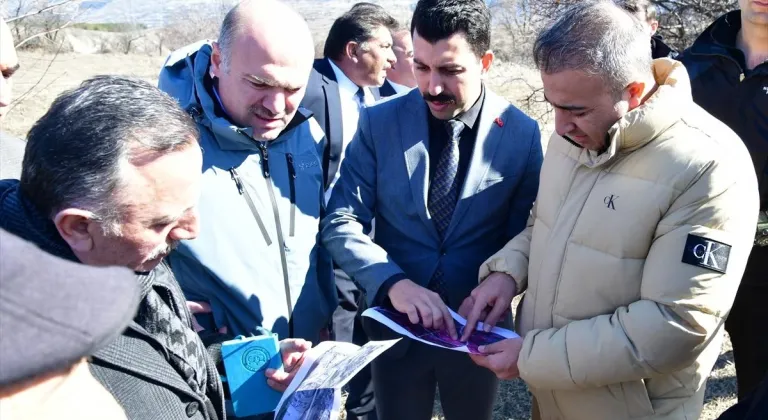 Türkgözü Gümrük Kapısı'ndaki yoğunluğun önlenmesi için tır parkı yapılacak