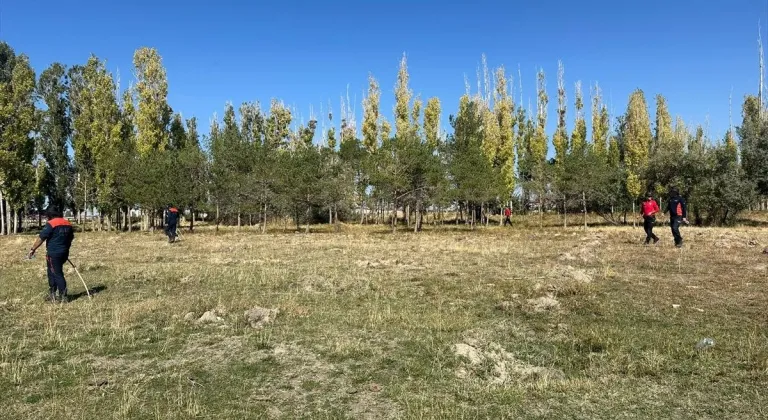 Van'da kaybolan üniversiteli kızın arama çalışmaları devam ediyor