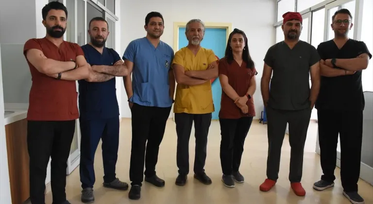 Van'da mitral kapak ve aort kök değişimi ameliyatı yapıldı