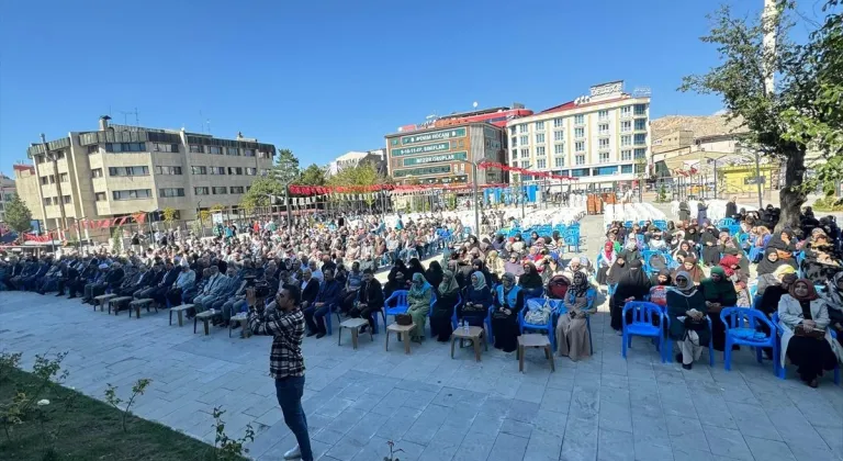 Van'da "Peygamberimiz ve Şahsiyet İnşası" temalı etkinlik düzenlendi