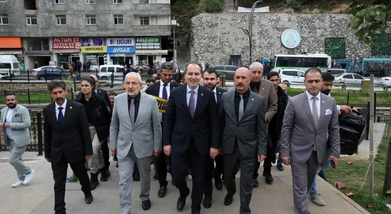 Yeniden Refah Partisi Genel Başkanı Erbakan, Bitlis'te ziyaretlerde bulundu