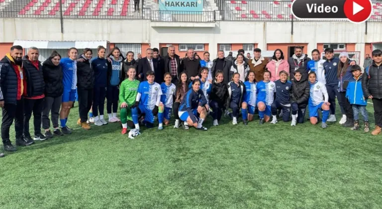 Yüksekova Belediye Spor liderliğini sürdürdü